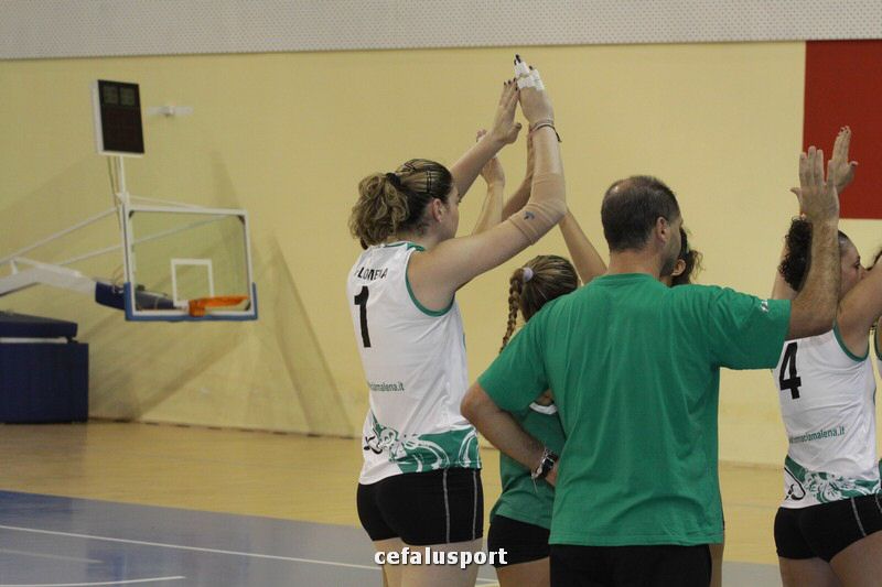 111030 volley 082_tn.jpg